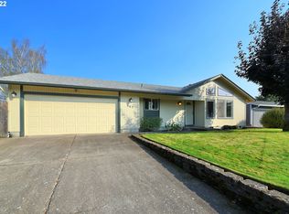 667 57th St, Springfield, OR 97478