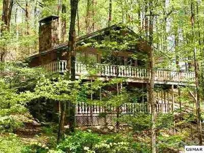 819 Cliff Branch Rd, Gatlinburg, TN, 37738
