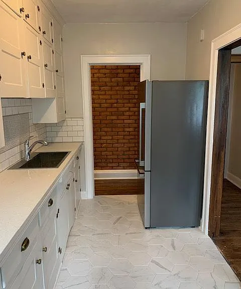 139 E Drayton St — Photo 10