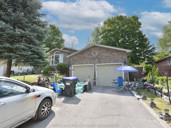 33 Anderson Cres, Tay, ON L0K 2A0