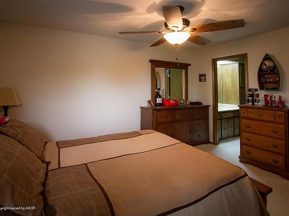 2nd image of 3000 Fleetwood Dr APT D7