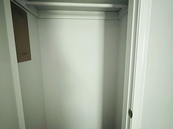 5th image of 77 Sterling Pl APT 3L