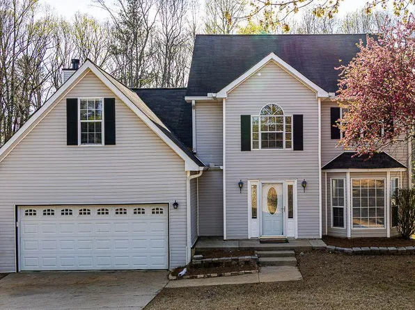 2812 Lake Vista Dr, Buford, GA 30519