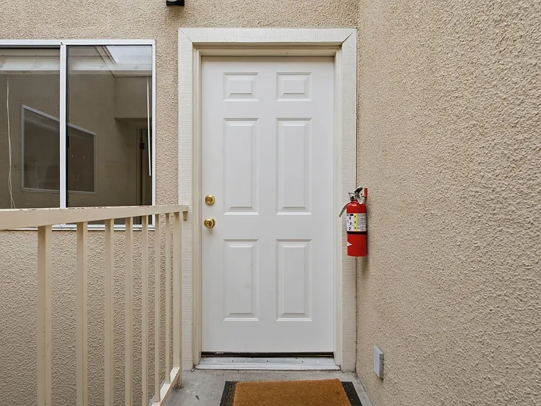 67 Wellington Ave — Photo 28