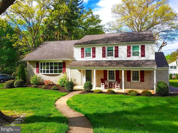 65 Glendale Dr, Huntingdon Valley, PA 19006