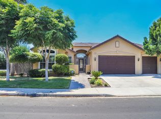 2986 Keats Ave, Clovis, CA 93611