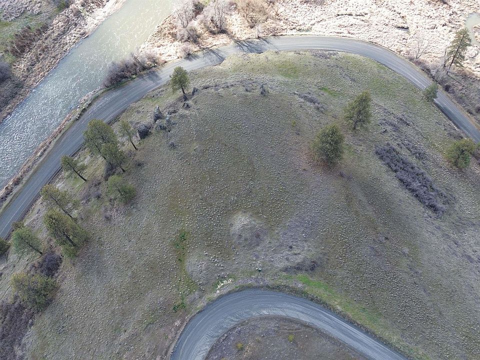 1st image of 33 Red Tail Ridge Rd