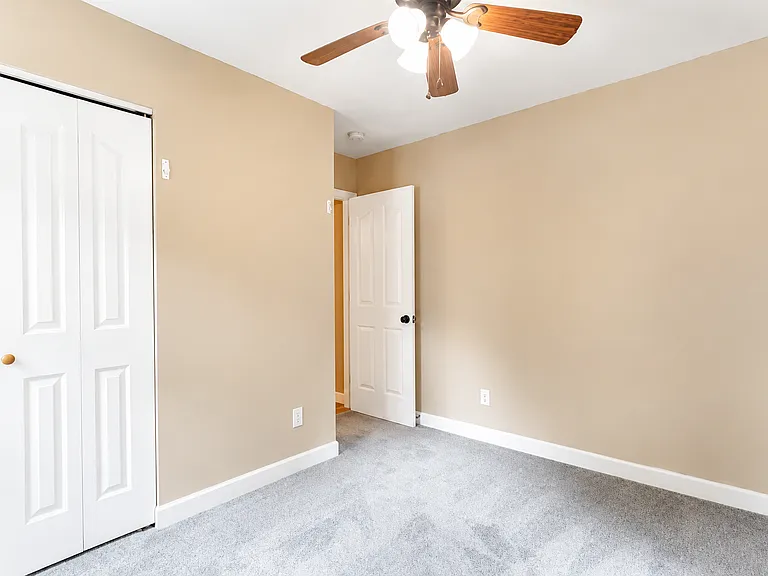 205 Royal Pines Dr — Photo 19