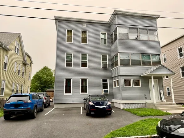 162 Narragansett Blvd, Chicopee, MA 01013