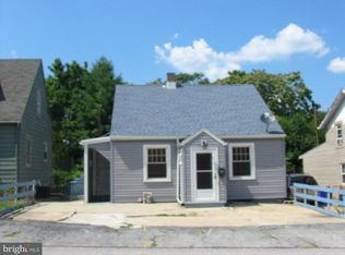 1213 W College Ave, York, PA 17404