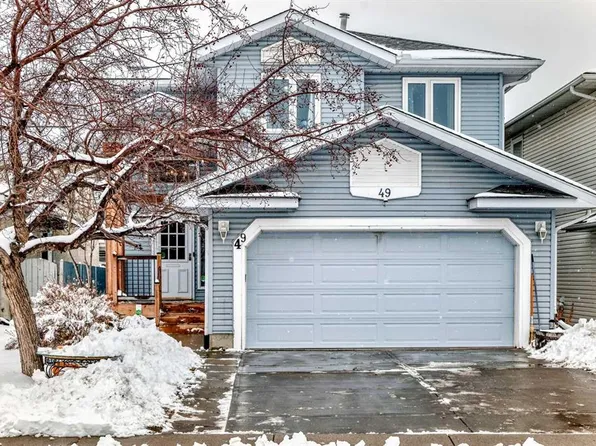 49 N Applewood Ct SE, Calgary, AB T2A 7P7