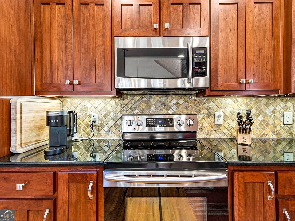 16th image of this home