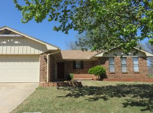 2219 Cottonwood Rd, Norman, OK 73071