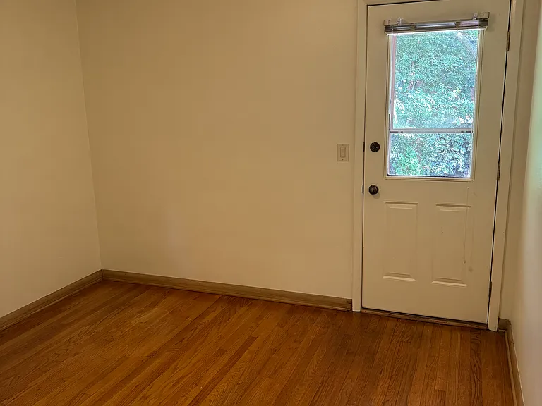 1205 E Mifflin St #3 — Photo 10