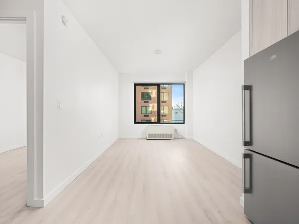 138 Bruckner Boulevard image 2 of 47