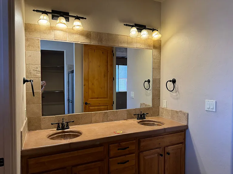 1717 N Baxter Dr — Photo 44
