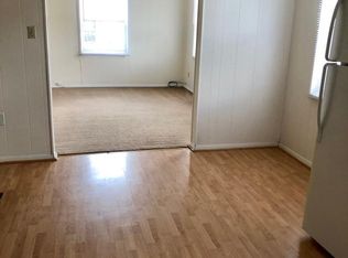 207 King Ave APT 1, Oak Hill, WV 25901