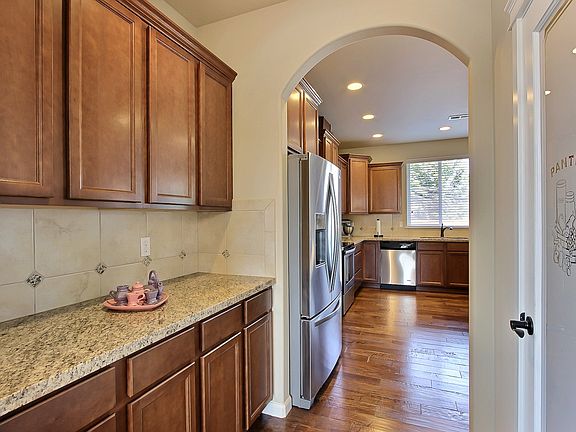 4th image of 15432 Chad Dr SE