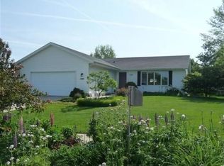 5207 Marsh Rd, Mc Farland, WI 53558
