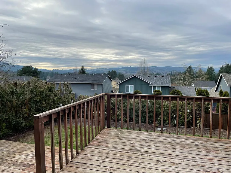 23349 SW Pine St — Photo 5