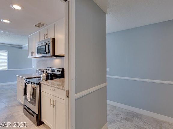 4th image of 720 Starks Dr