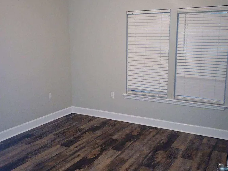 1660 Pine Needle Trl #1660 — Photo 8