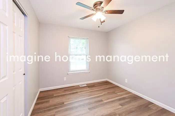 4269 Massabielle Dr — Photo 9