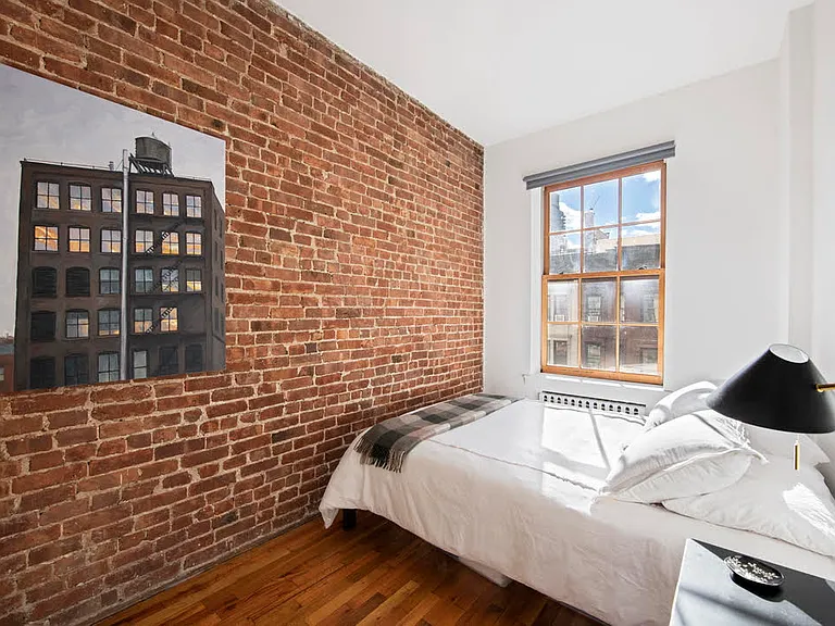 53 W 76th St #9 — Photo 3
