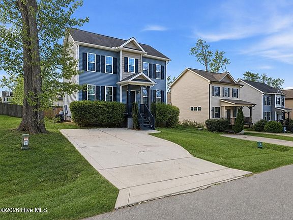 2nd image of 308 Chamberlain Drive