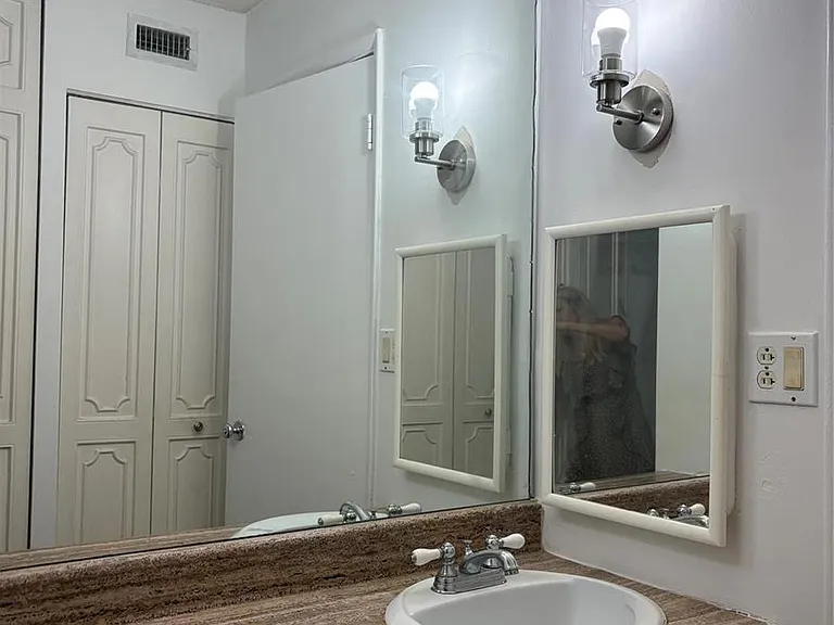 3750 Inverrary Dr #1W — Photo 13
