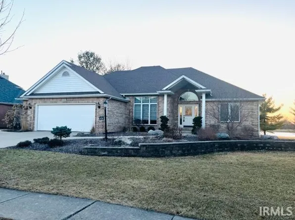 826 Red Bluff Dr, Fort Wayne, IN 46814