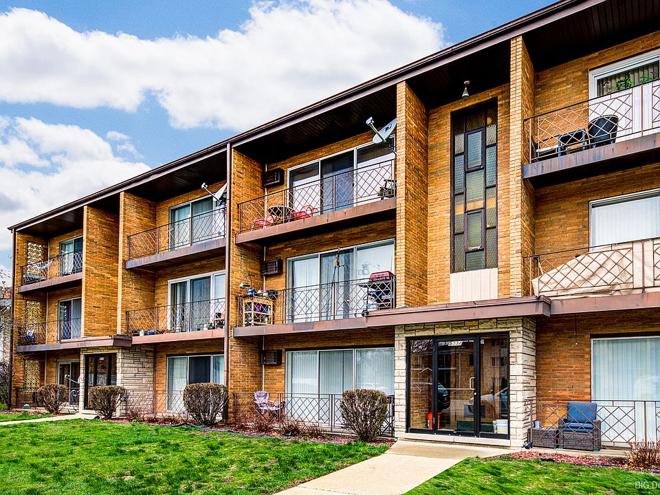 1st image of 5334 W 96th St APT 203