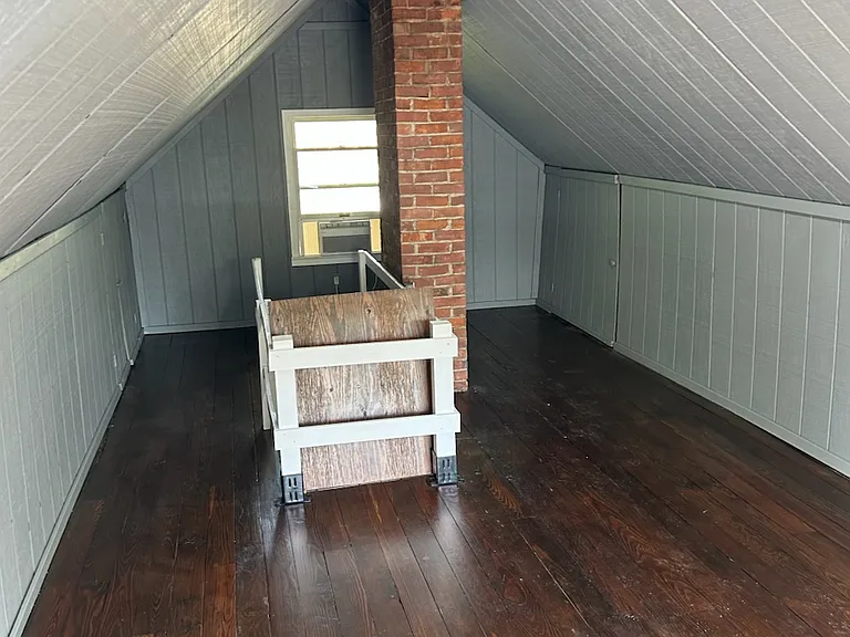 126 Grant Ave — Photo 25