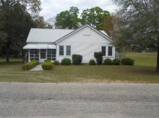 907 E Promenade Ave, Geneva, AL 36340