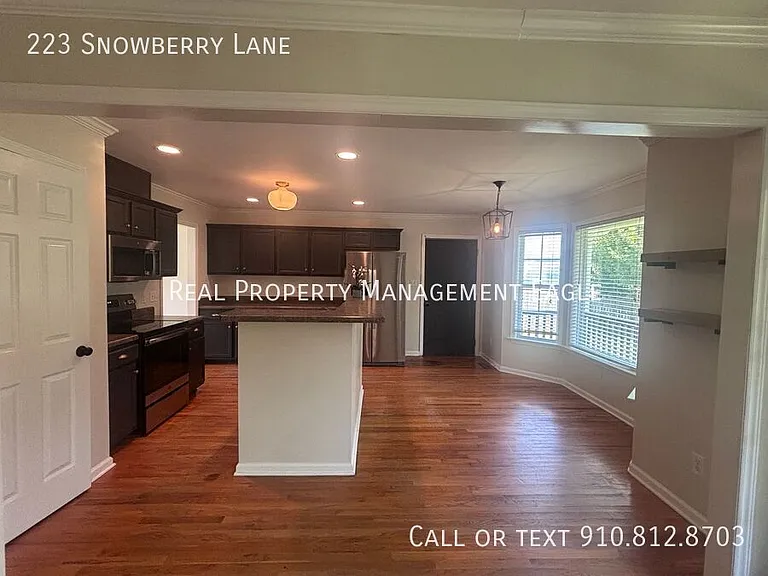 223 Snowberry Ln — Photo 9