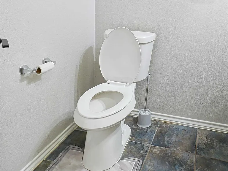 2137 Goliad Cir — Photo 28