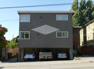 6733 24th Ave NW APT 10, Seattle, WA 98117