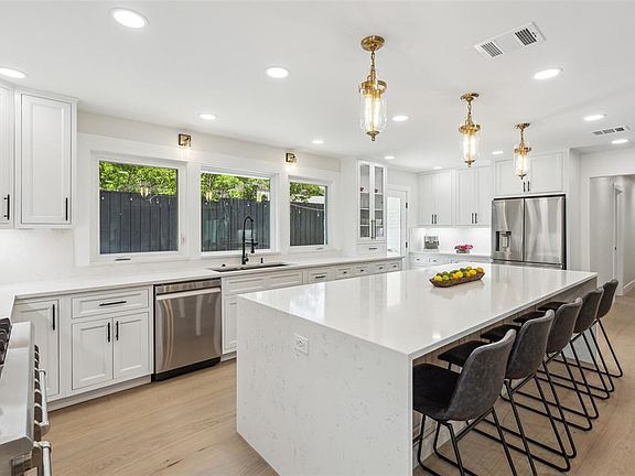 2nd image of 6705 Harvest Glen Dr