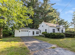 466 Donald St, Bedford, NH 03110