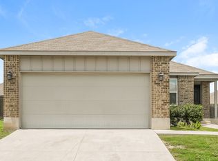 3215 Pedernales Dr, San Antonio, TX 78223
