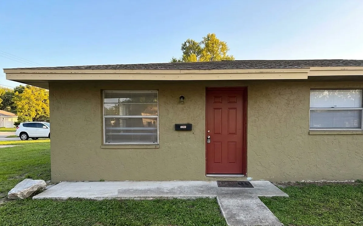 2 bed, 985 sqft, $1,250 — Photo 1