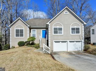 30 Karen Camile Dr, Lawrenceville, GA