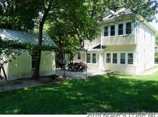 215 N Oak St, Eldon, MO 65026