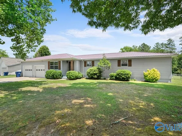 2763 Langdale St, Gadsden, AL 35903