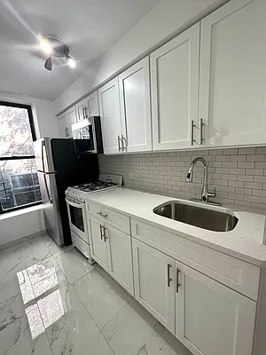 Rented by Corcoran | media 1