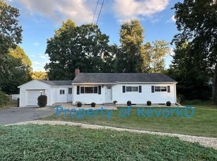 15 Oakvale Rd, Framingham, MA 01701