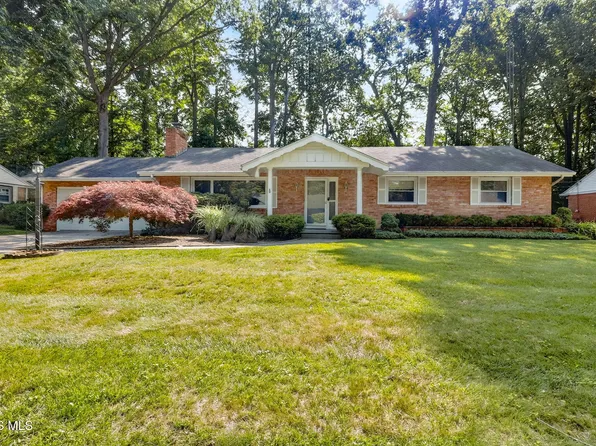 3024 Redington Woods Rd, Toledo, OH 43615