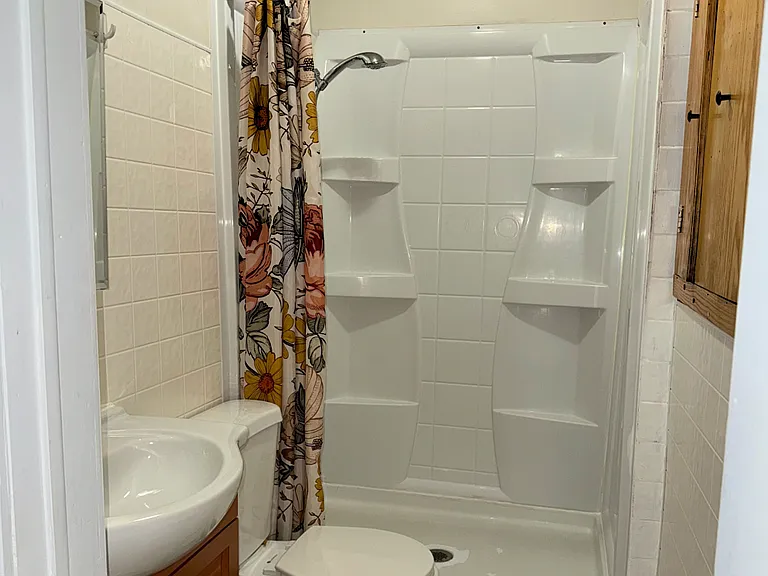 940 W 31st Pl #1R — Photo 8
