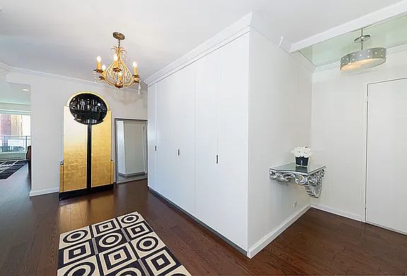 5th image of 303 E 57th St APT 11B