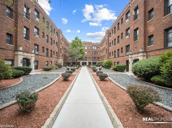 2900 North Mildred Avenue, 2900 N Mildred Ave #5e725e4be, Chicago, IL 60657